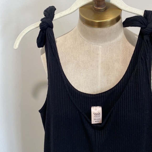 smash and tess ribbed tie strap romper - Picture 3 of 4